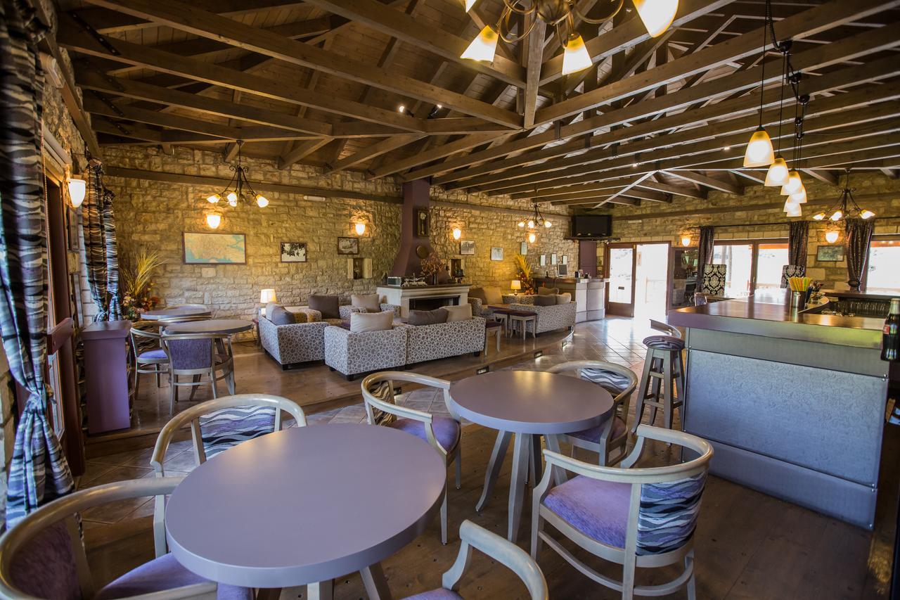 Village Inn Ano Chora Eksteriør billede